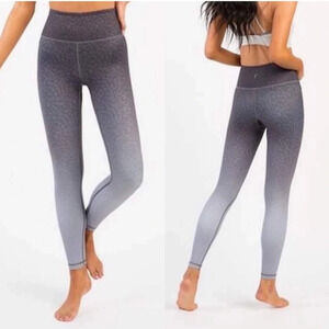 ZYIA ombre cheetah print light n tight leggings